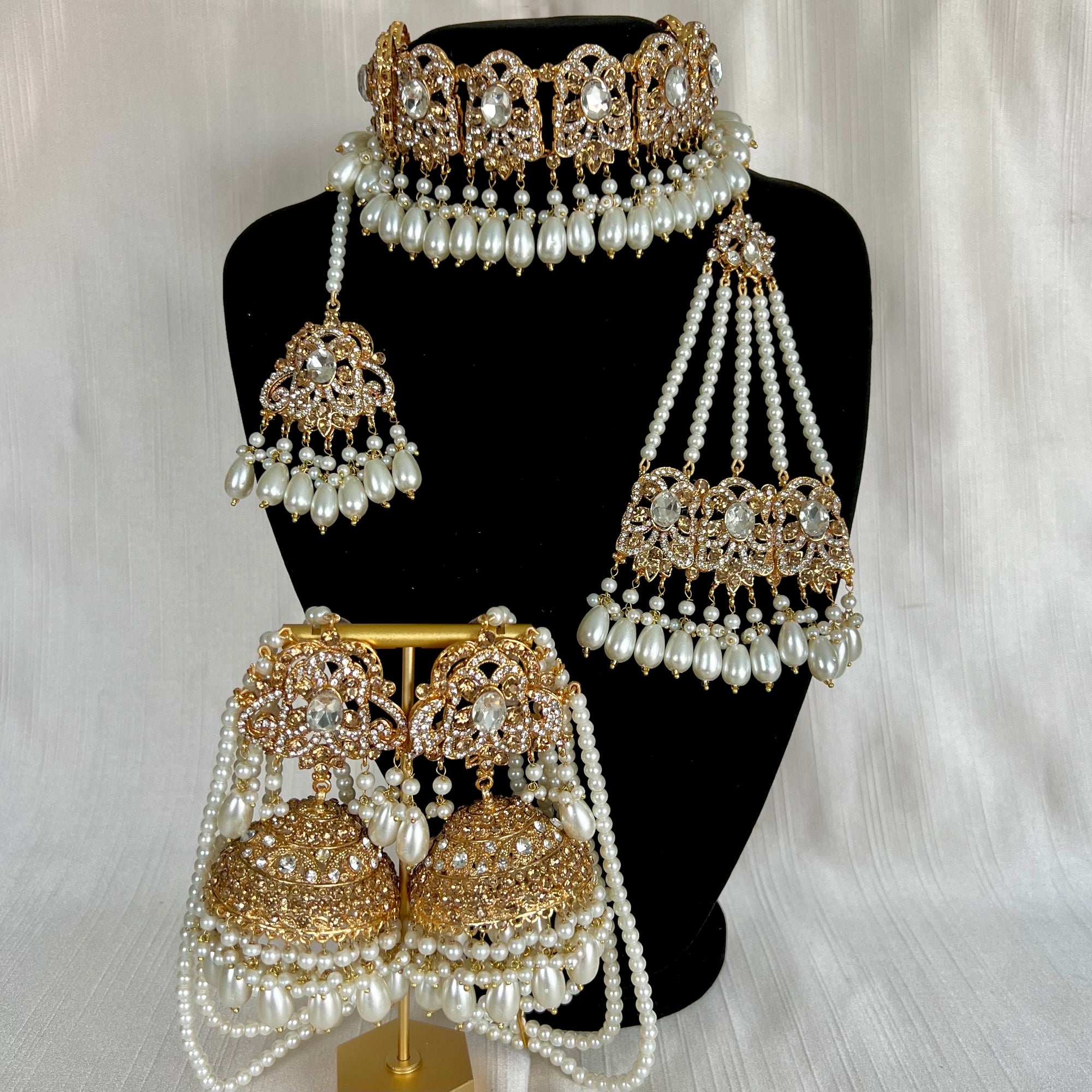 Elegant Pearl Set | Ready-to-ship