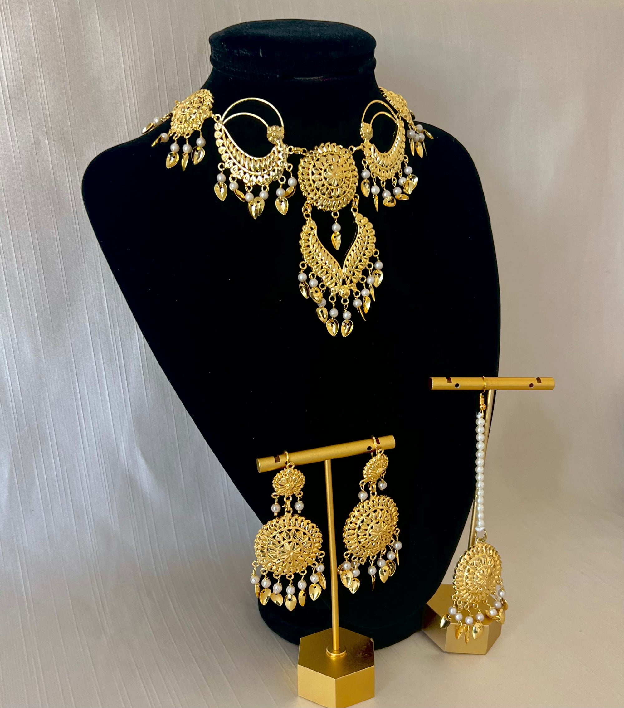 Pippal Patti Floral Set | Ready-to-ship