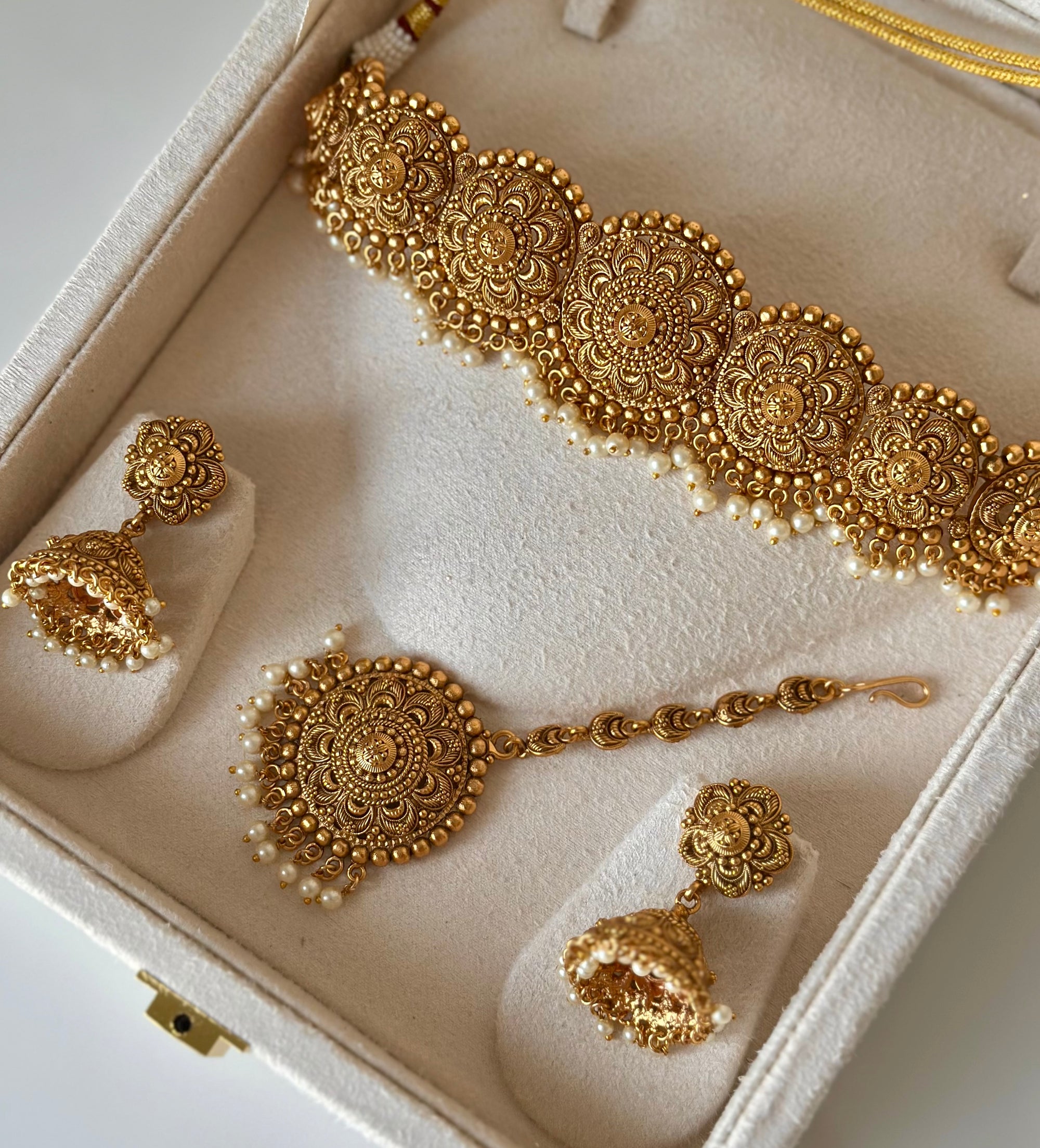 Golden Choker Set | Ready-to-ship