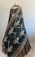 Load image into Gallery viewer, Mor Mahal Lehenga
