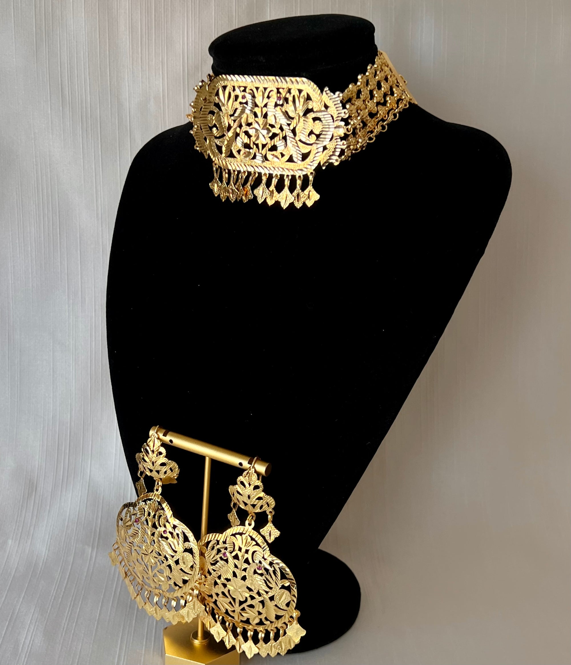 Pippal Patti Choker Set | Ready-to-ship