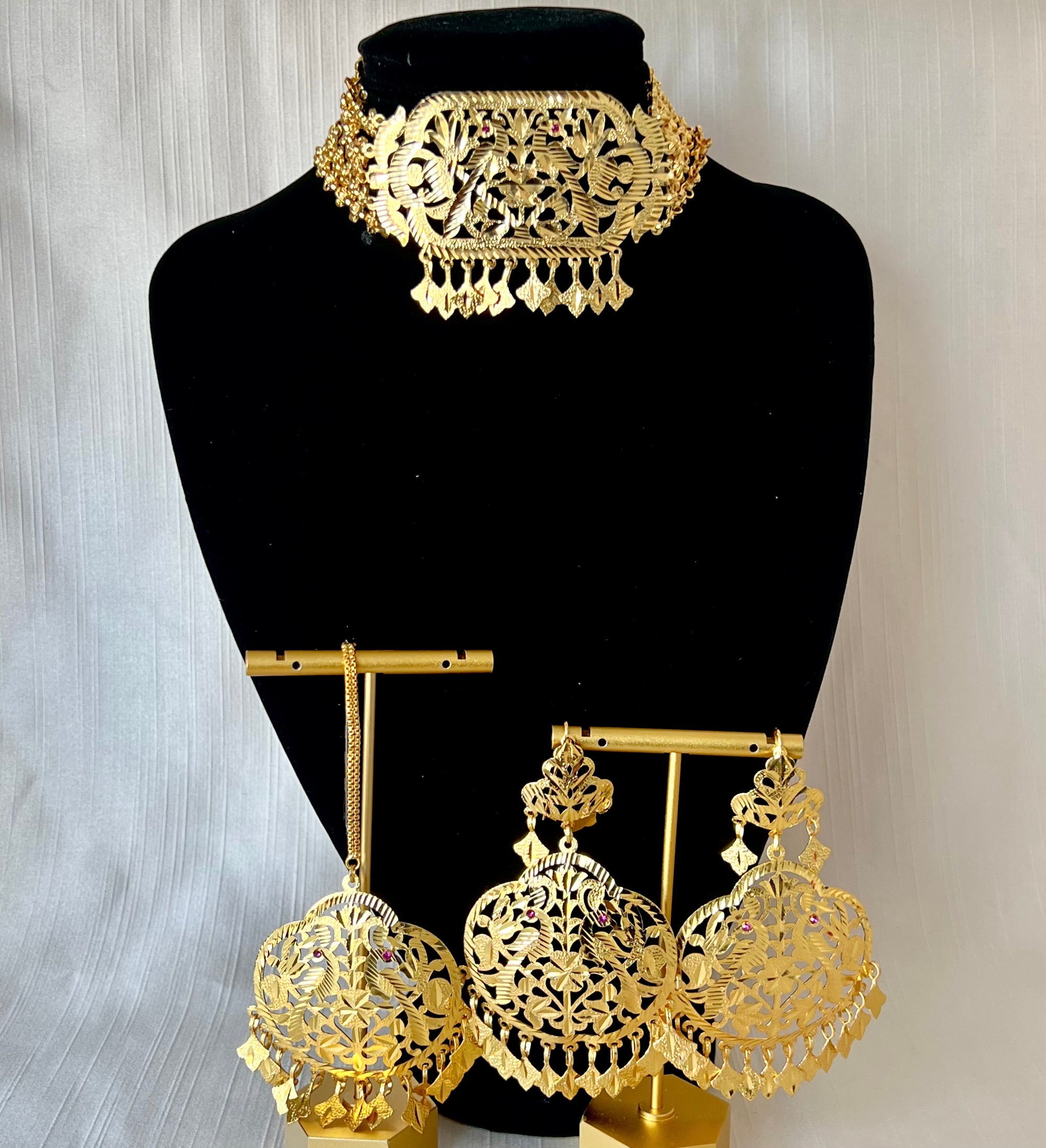 Pippal Patti Choker Set | Ready-to-ship