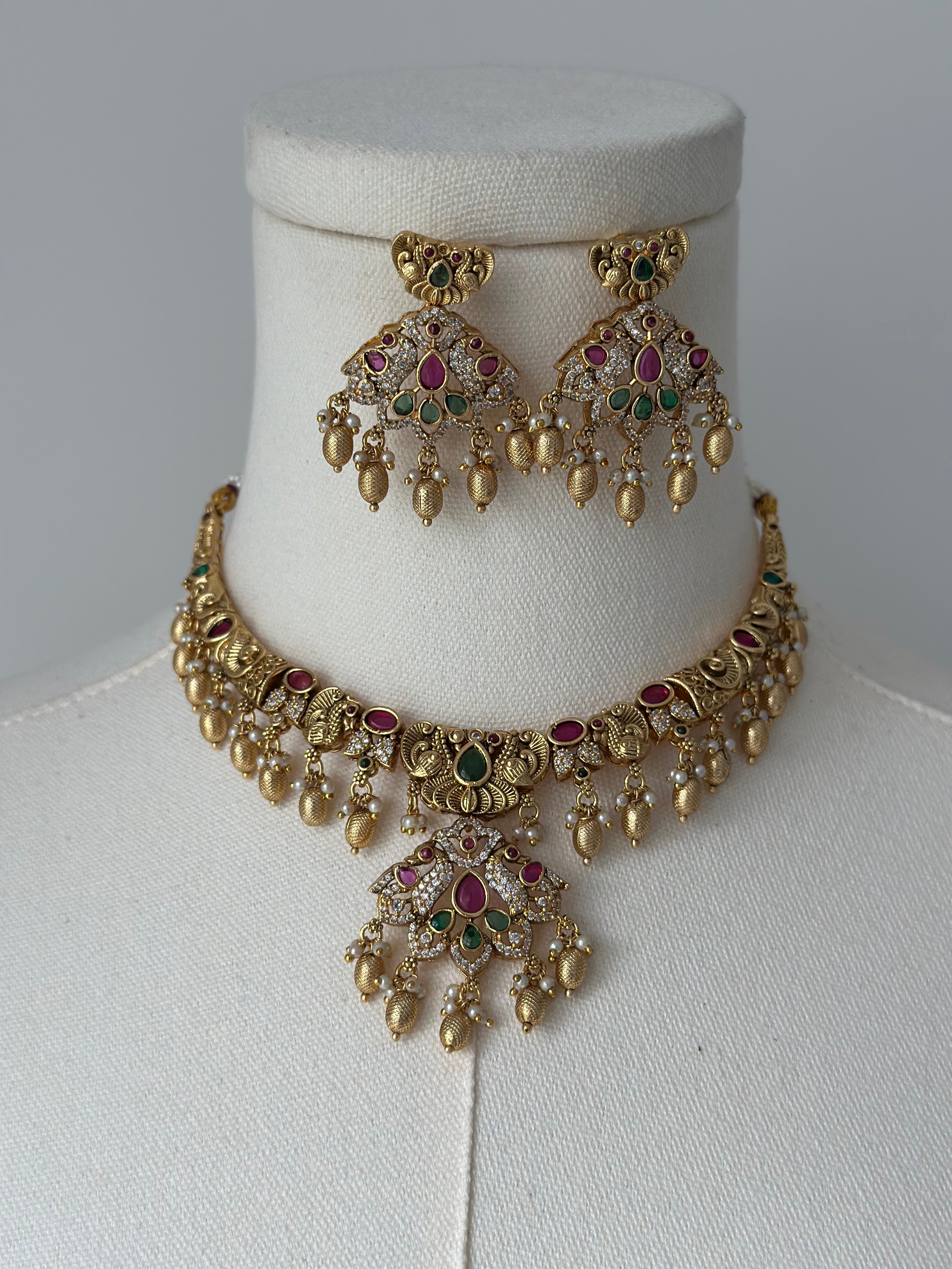 Alayna Gold Set | Ready-to-ship - Touch Of Elegance