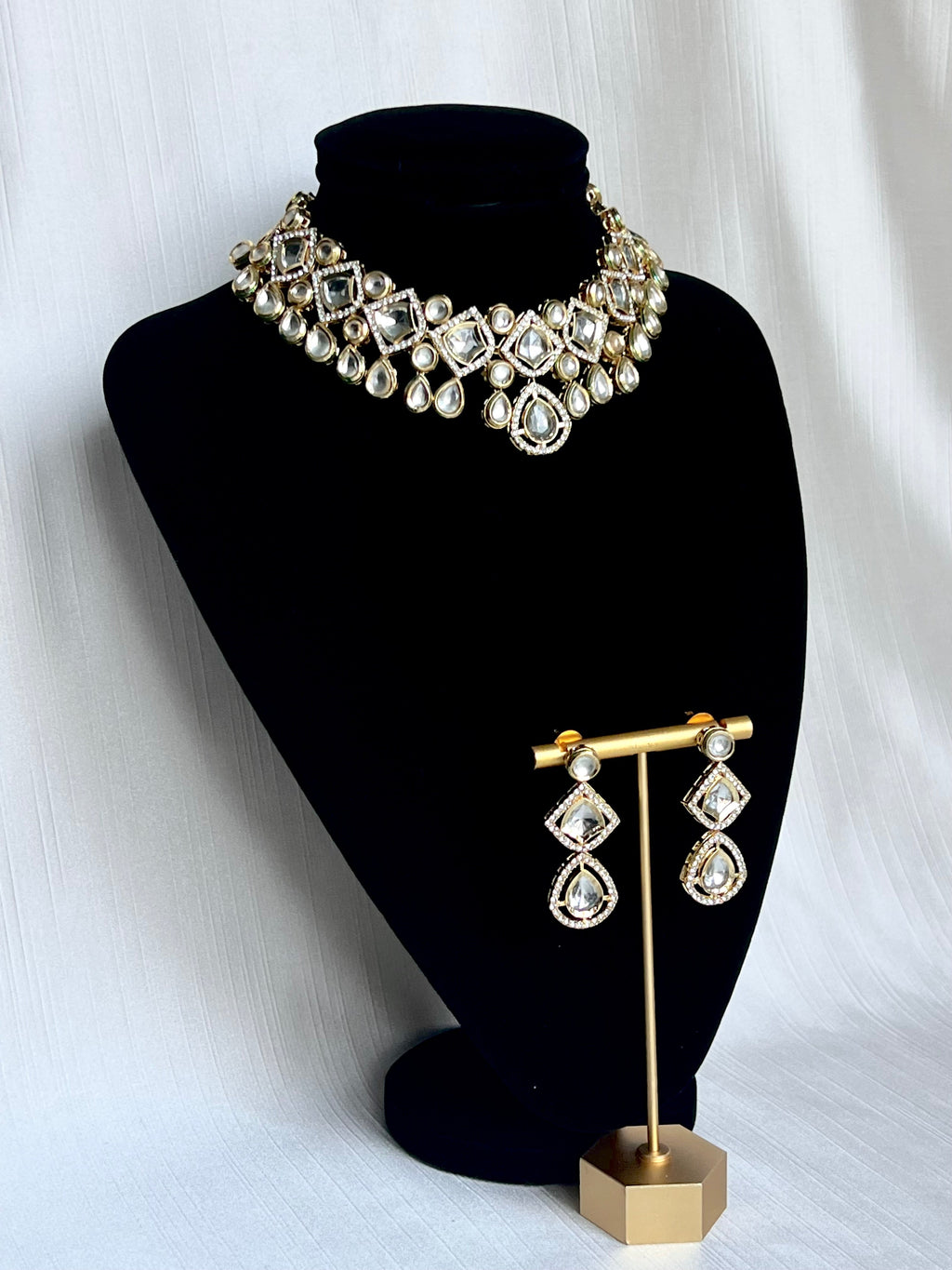 Anya Kundan Set | Ready - to - ship - Touch Of Elegance