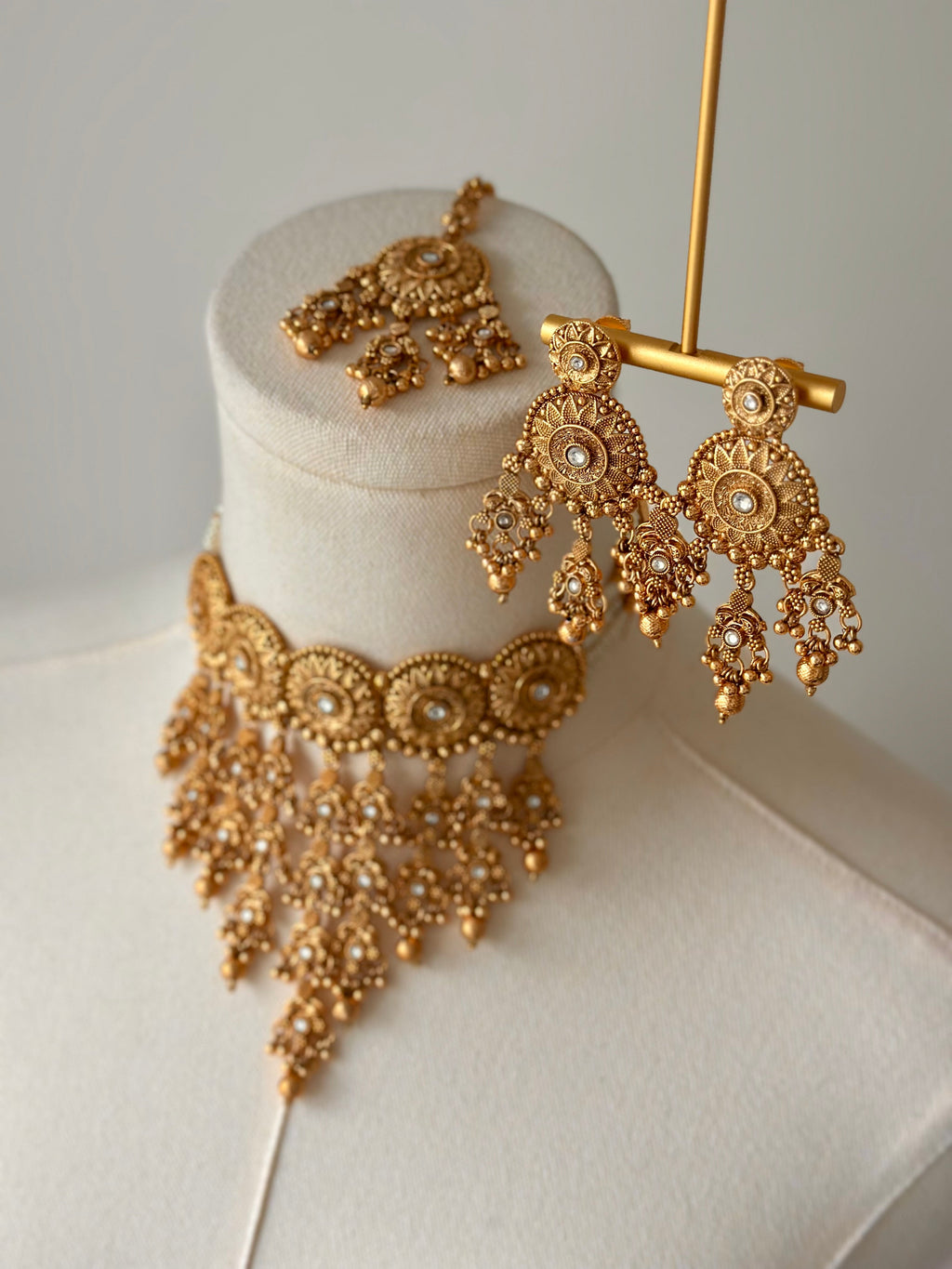 Arya Gold Set | Ready-to-ship - Touch Of Elegance