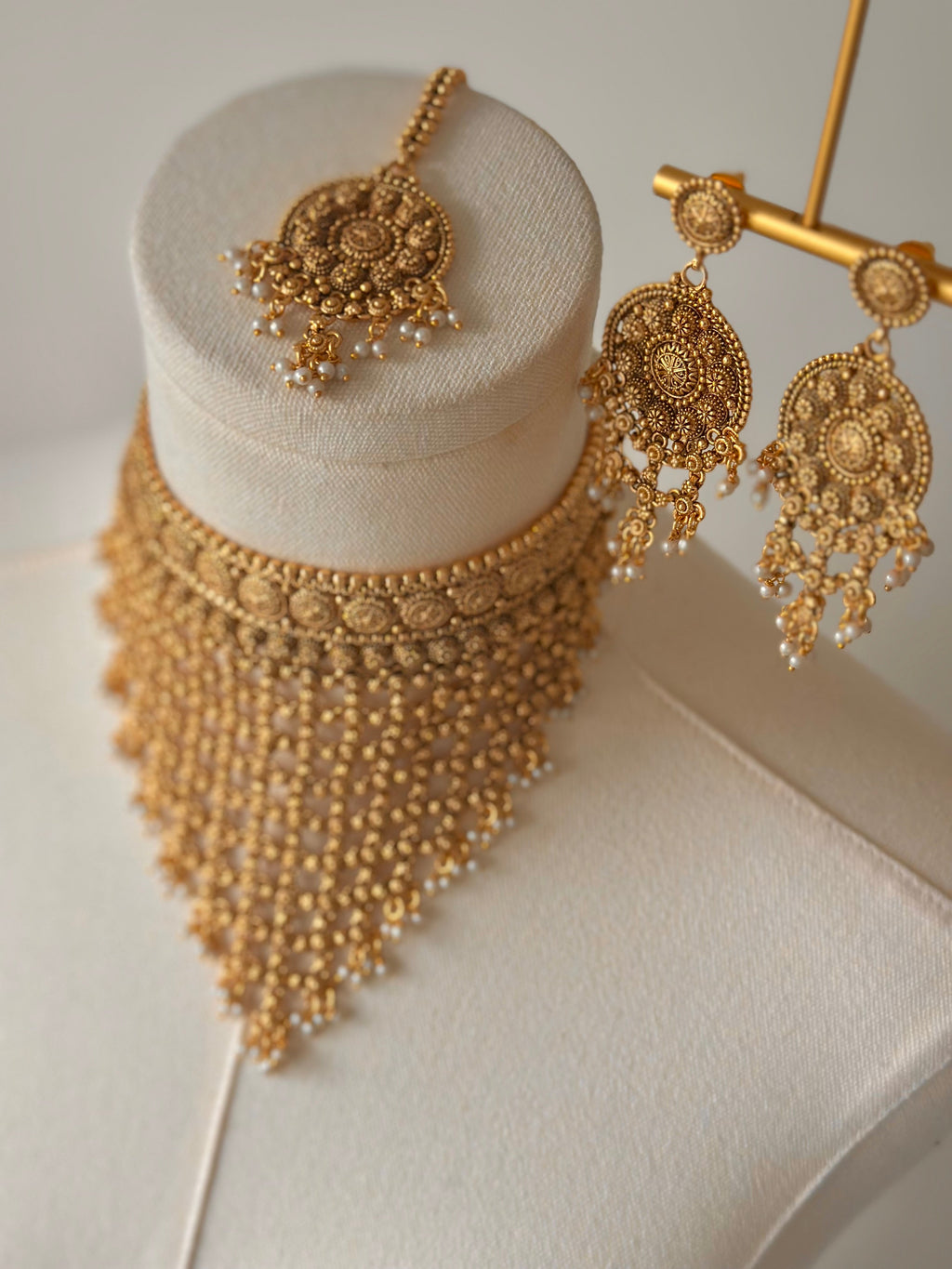 Dia Gold Set | Ready-to-ship - Touch Of Elegance