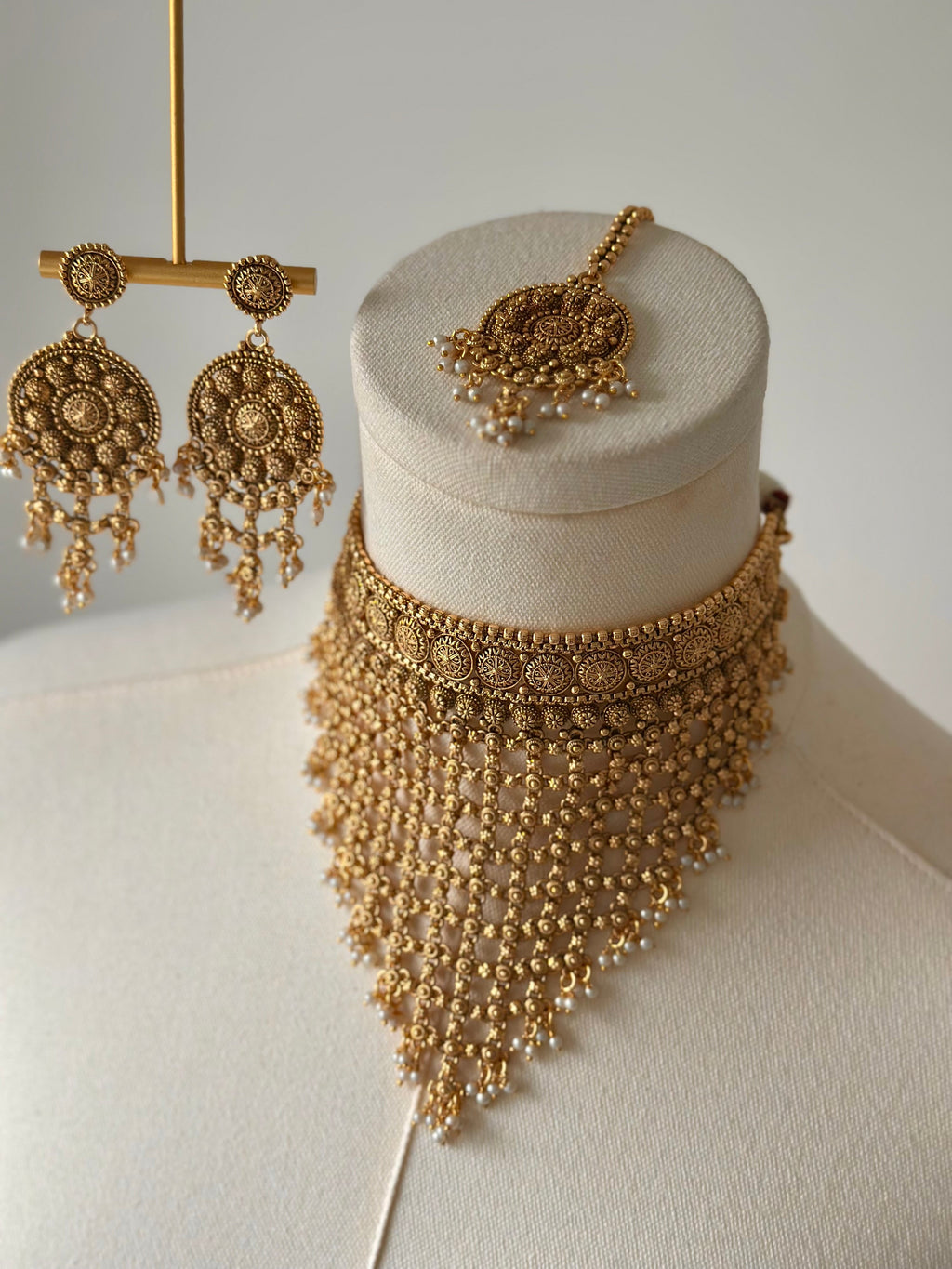 Dia Gold Set | Ready-to-ship - Touch Of Elegance