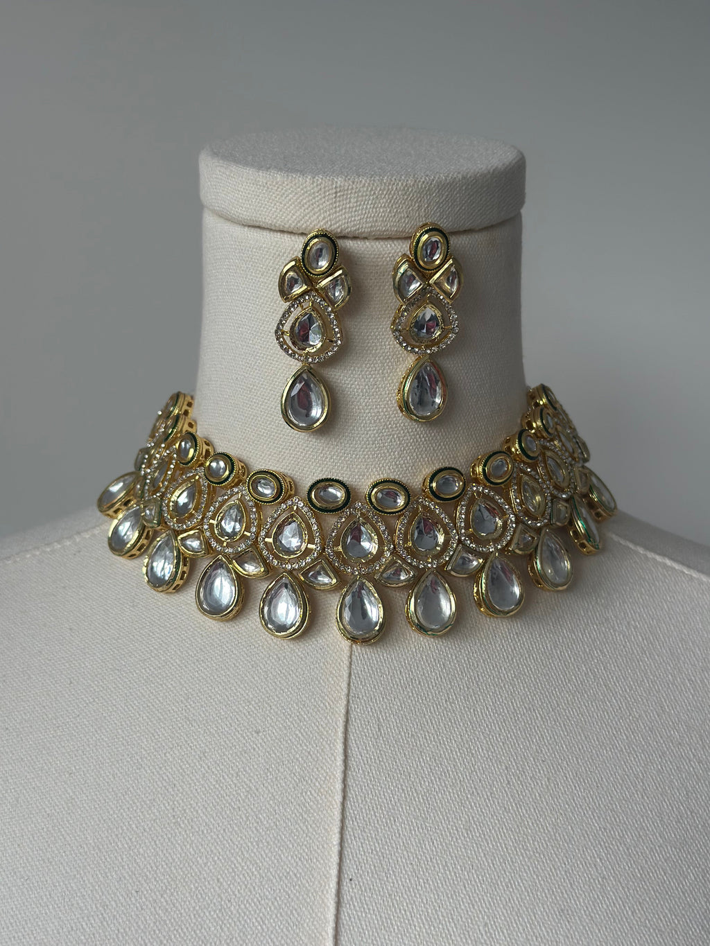 Elegant Rose Set | Ready-to-ship - Touch Of Elegance