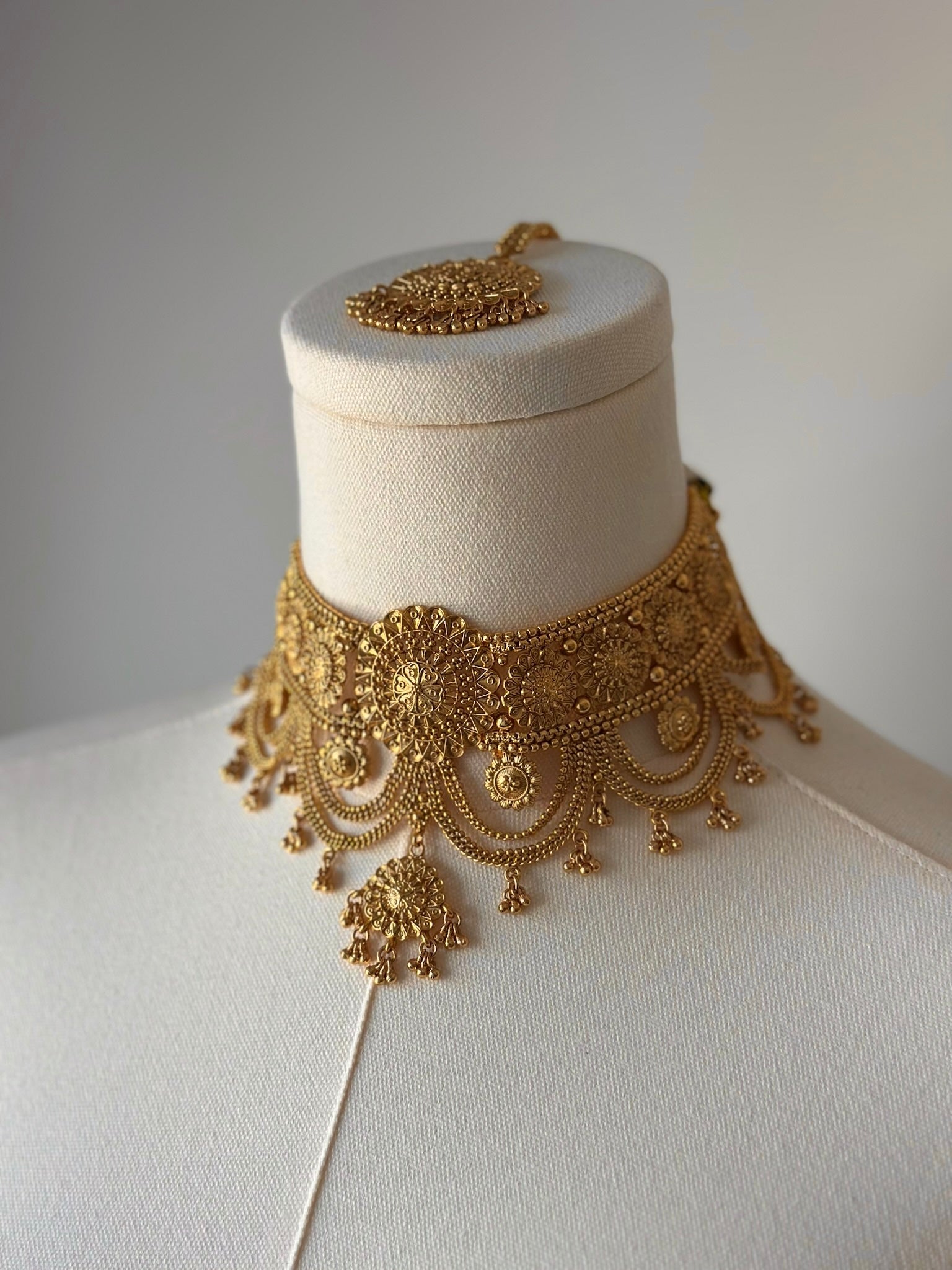 Eliza Gold Set | Ready - to - ship - Touch Of Elegance