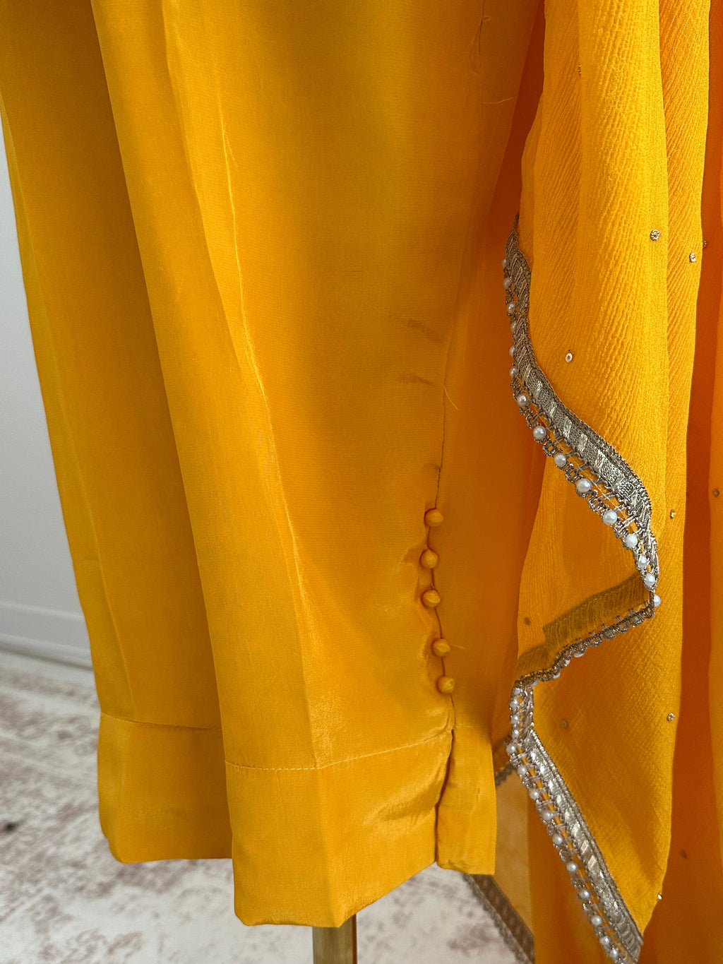 Golden Flora Suit - Touch Of Elegance