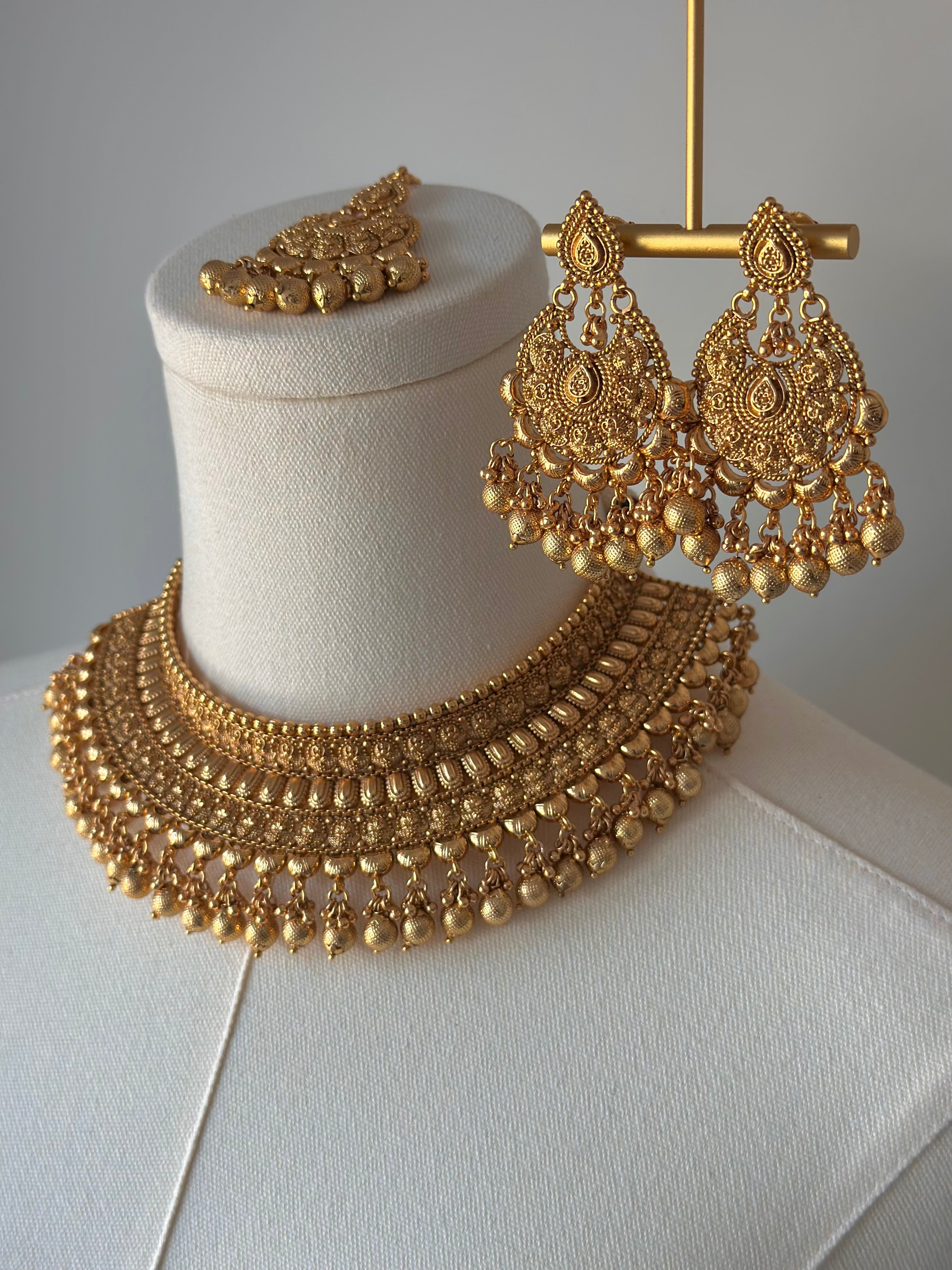 Golden Lotus Set | Ready - to - ship - Touch Of Elegance