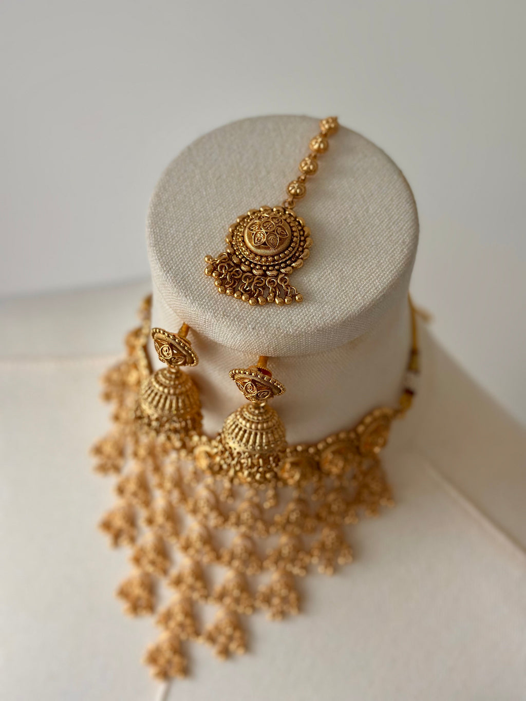 Leanna Gold Set | Ready-to-ship - Touch Of Elegance