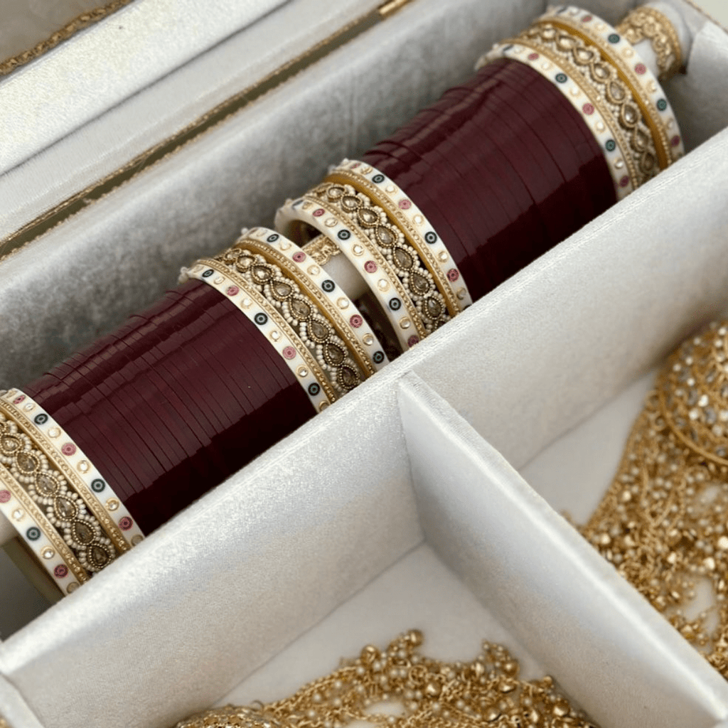 Manisha Choora | Pre-order - Touch Of Elegance