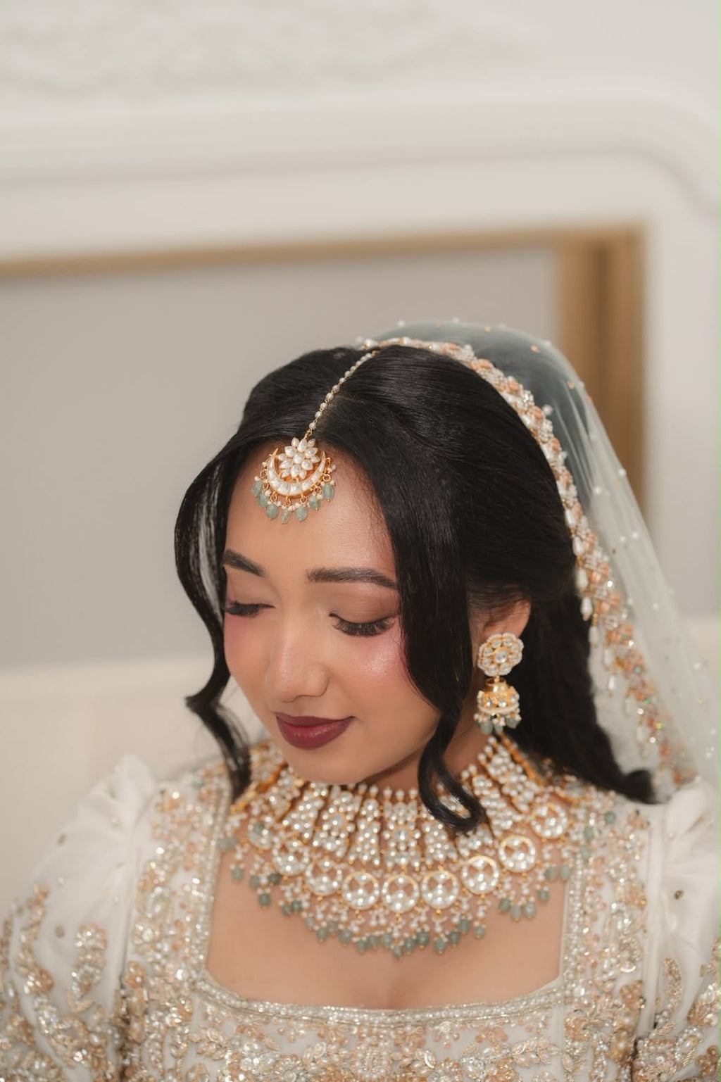 Nyla Kundan Set | Made-on-order - Touch Of Elegance