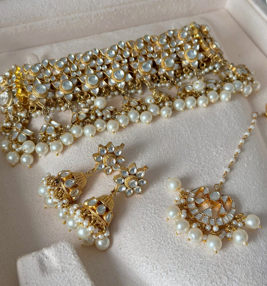 Priya Kundan Set | Ready - to - ship - Touch Of Elegance