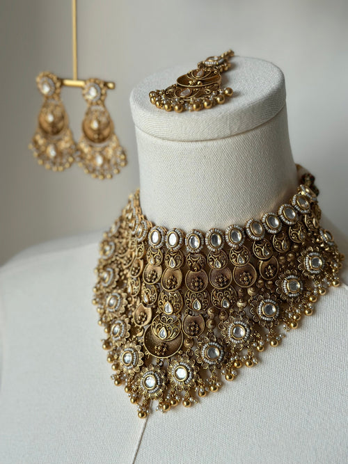 Samaira Gold Set | Made - on - order - Touch Of Elegance