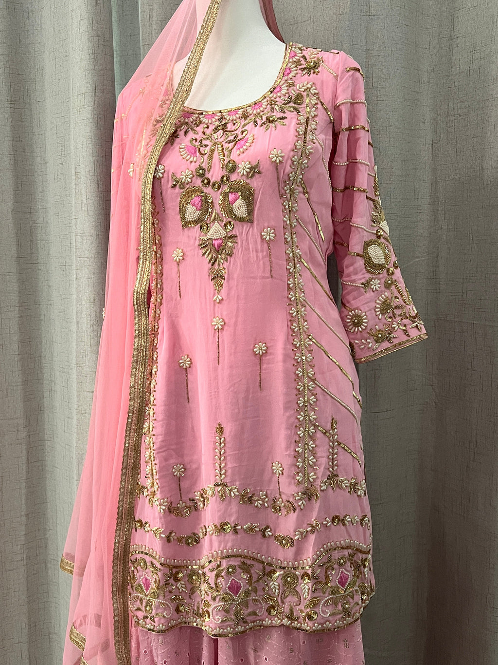 Simran Flower Suit | Made - on - order - Touch Of Elegance