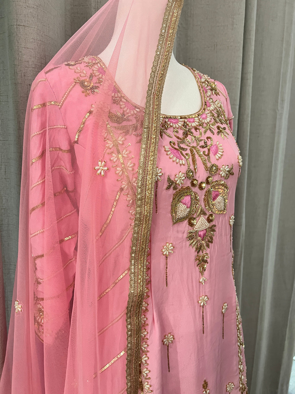 Simran Flower Suit | Made - on - order - Touch Of Elegance