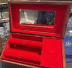 Wood Choora & Kaleeray Box - Touch Of Elegance