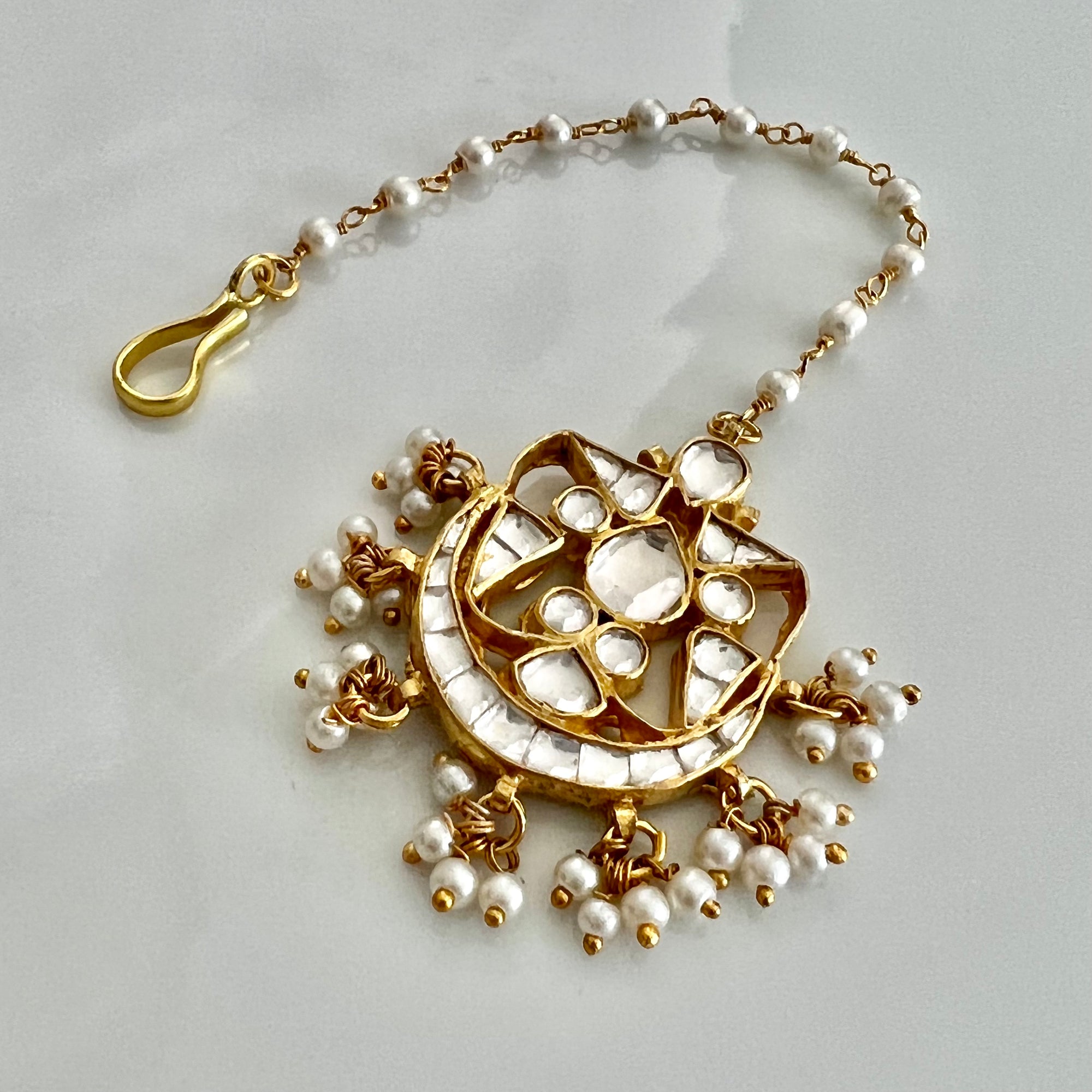 Simran Pachi Kundan Tikka | Pre-order