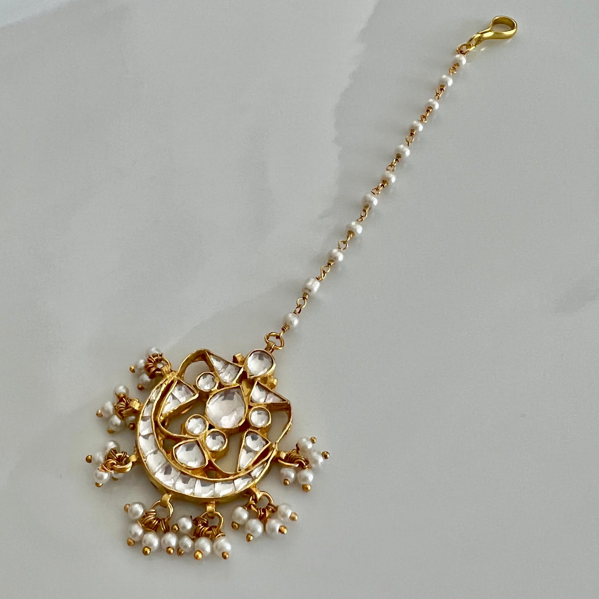 Simran Pachi Kundan Tikka | Pre-order
