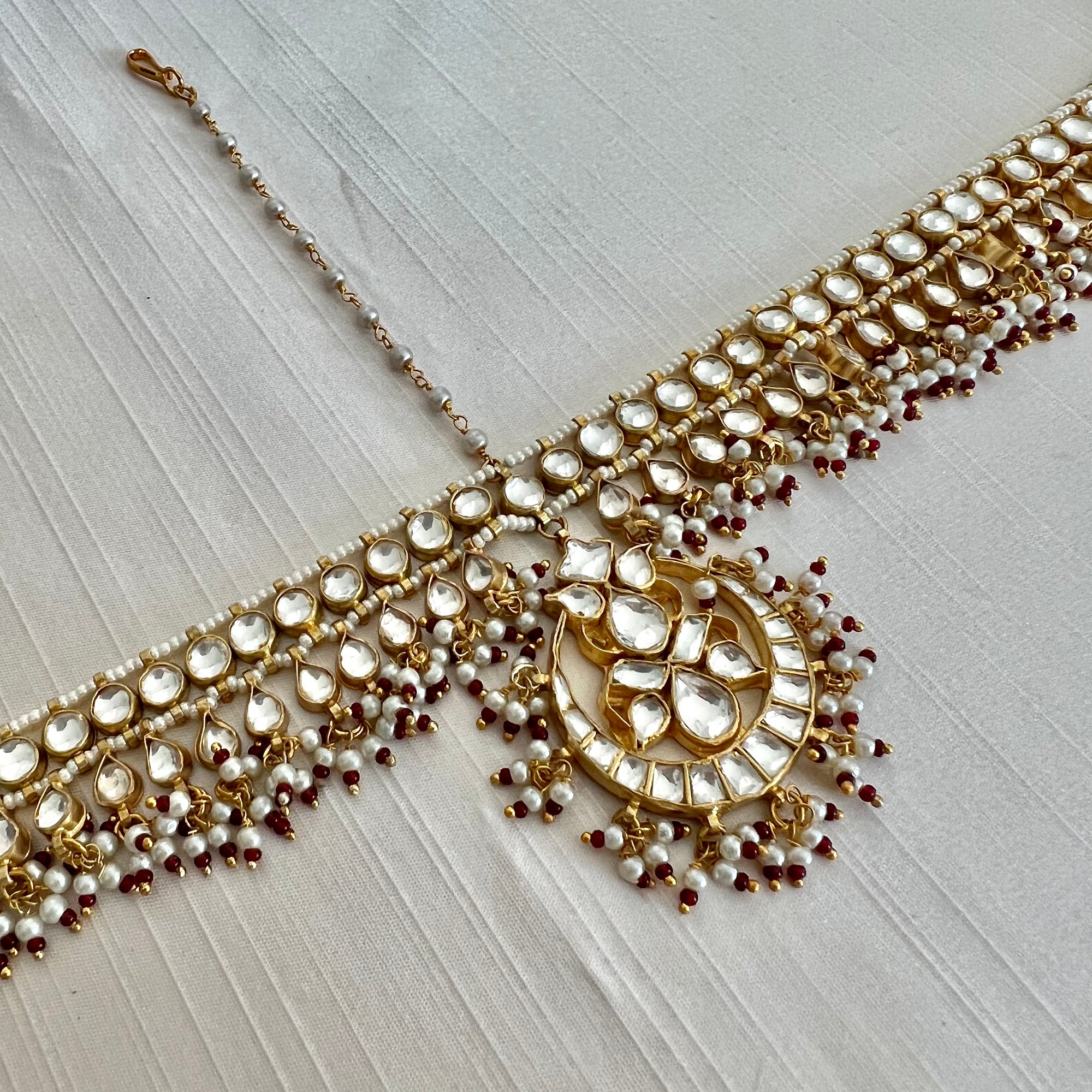 Golden Rani Maathapati | Pre-order