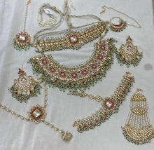 Load image into Gallery viewer, Bridal Kundan Set | Pre-order

