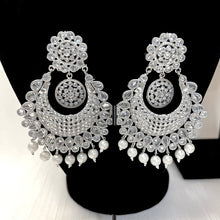 Load image into Gallery viewer, Silver &amp; White Bead Set - Full
