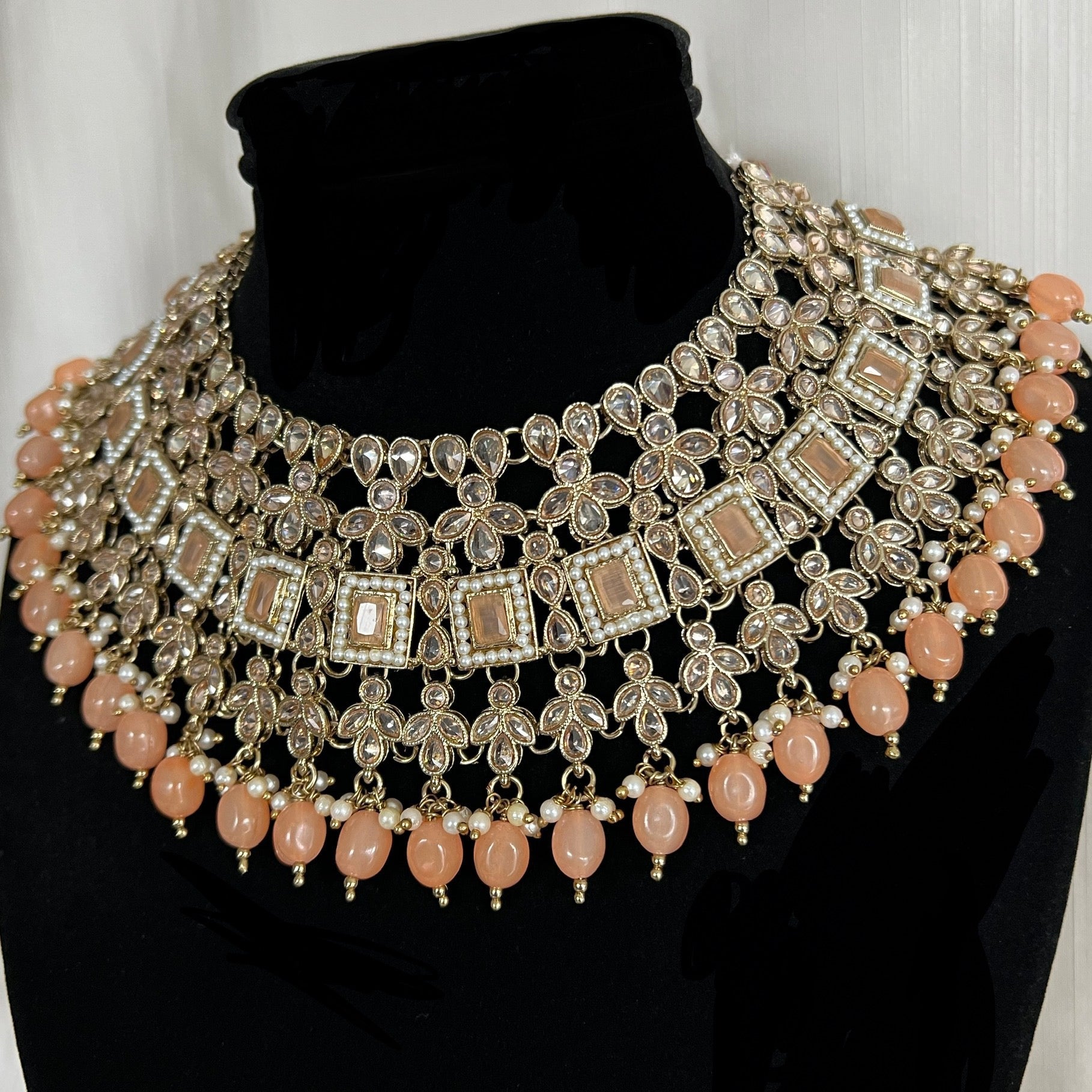 Pretty - in - Peach Set | Ready - to - ship - Touch Of Elegance